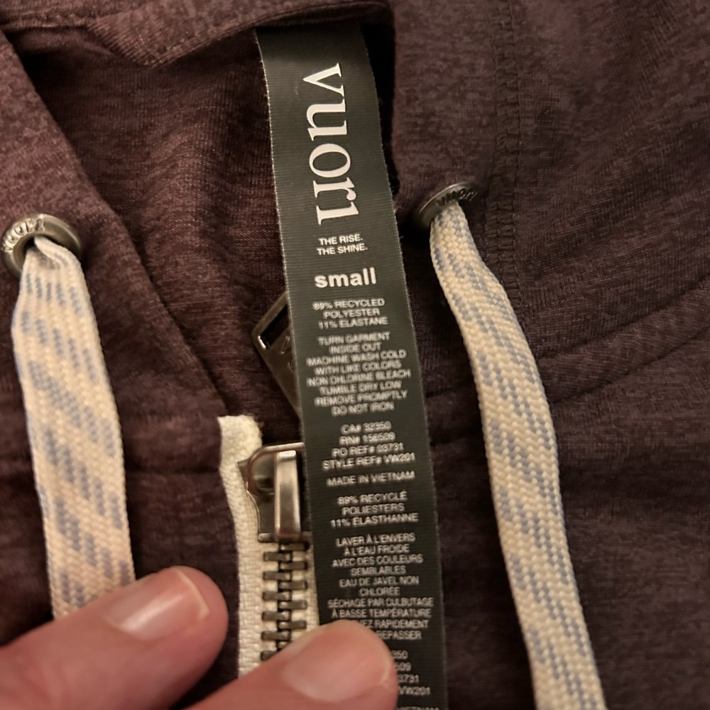 Vuirio hoodie worn maybe 2 times!